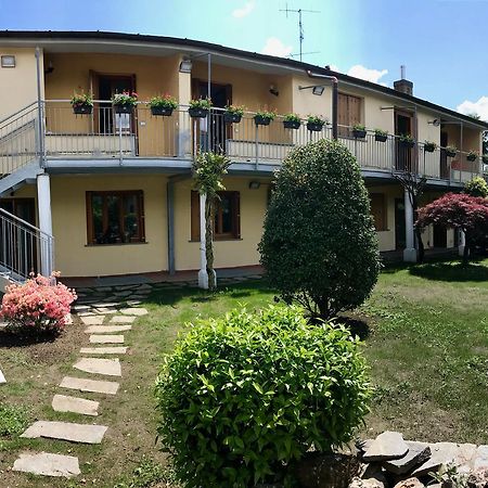 Ostello Casa Emmaus Maccagno Exterior photo