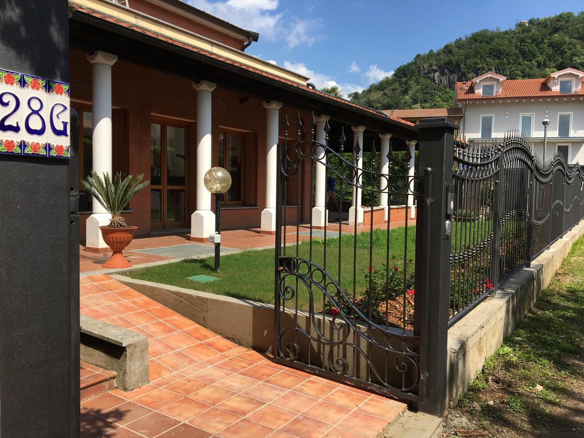 Ostello Casa Emmaus Maccagno Exterior photo